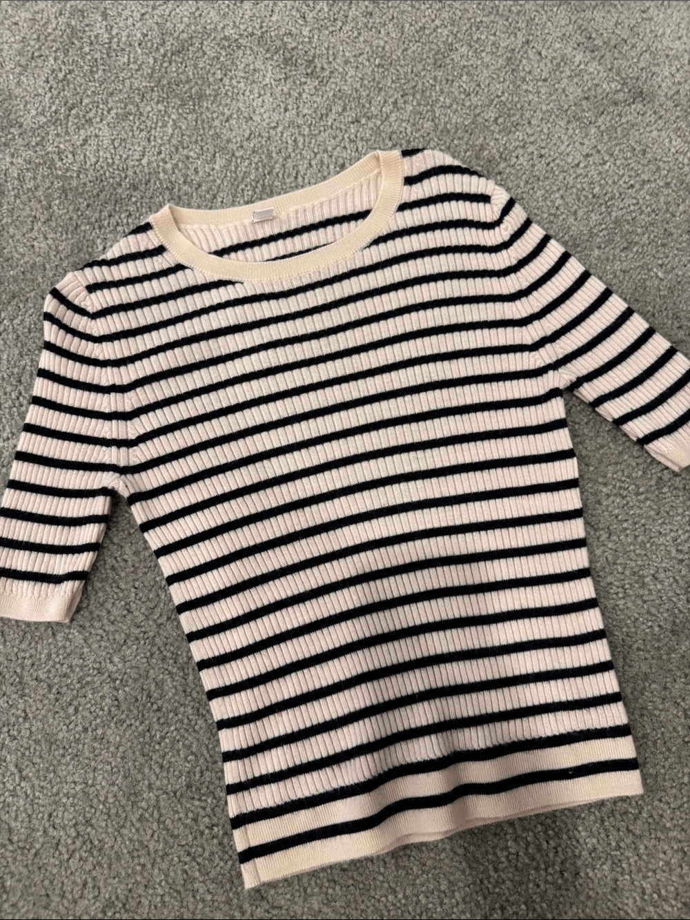 Uniqlo Cream & Black Striped Ribbed Crew Sweater